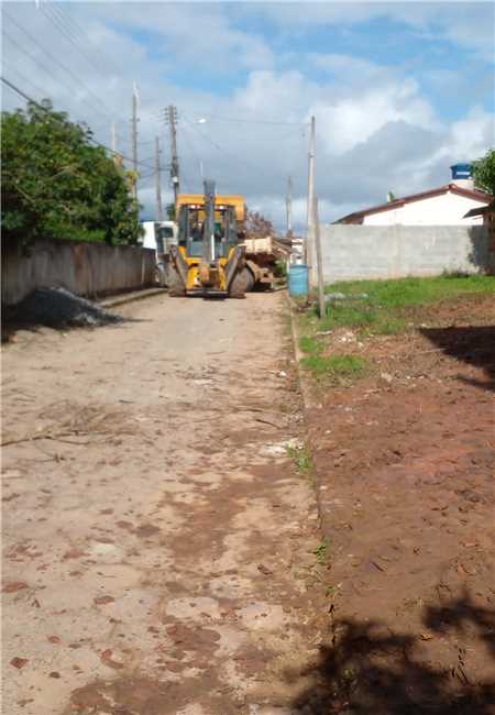 GOMES RECEBE SERVIÇO DE REMOÇÃO DE ENTULHO REALIZADO PELA PREFEITURA DE ITAPEMIRIM