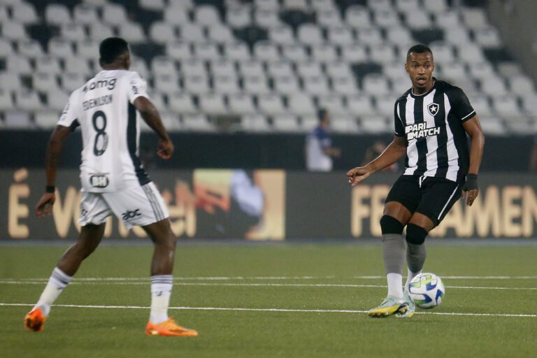 Marlon Freitas exalta bom início do Botafogo no Brasileirão: “Mostra nossa qualidade”