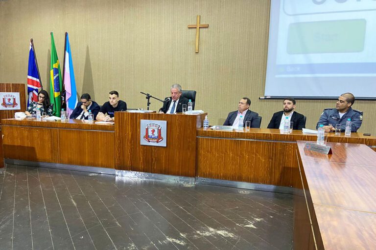 Comissão denuncia presídios superlotados na região de Aracruz