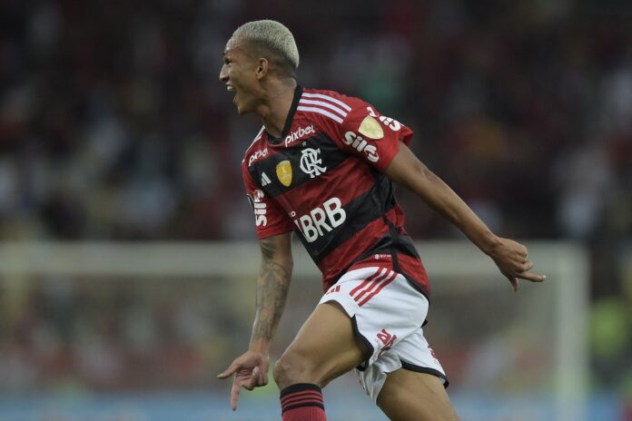 Flamengo vence Racing com gols de Crias do Ninho e encaminha classificação na Libertadores