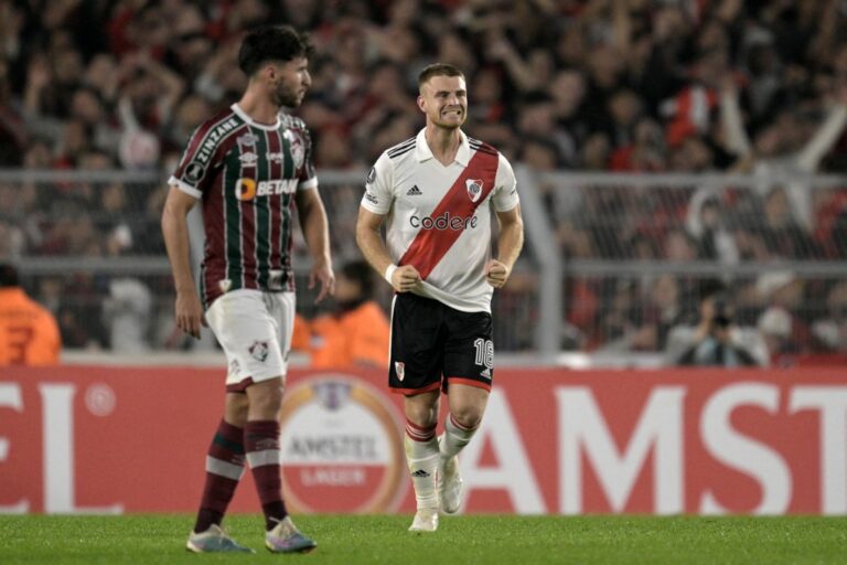Fluminense perde, e River depende das próprias forças para ir às oitavas da Libertadores