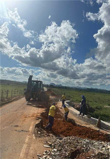 MURO DE CONTENÇÃO E RECUPERAÇÃO DA VIA QUE LIGA GARRAFÃO A BREJO GRANDE DO NORTE