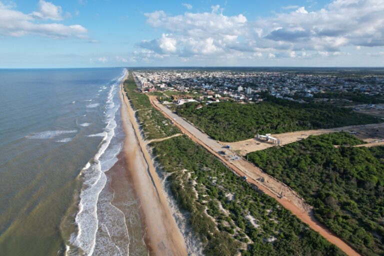 PREFEITURA ACELERA OBRAS DE URBANIZAÇÃO DA ORLA DE GURIRI, CADA VEZ MAIS INTERNACIONAL