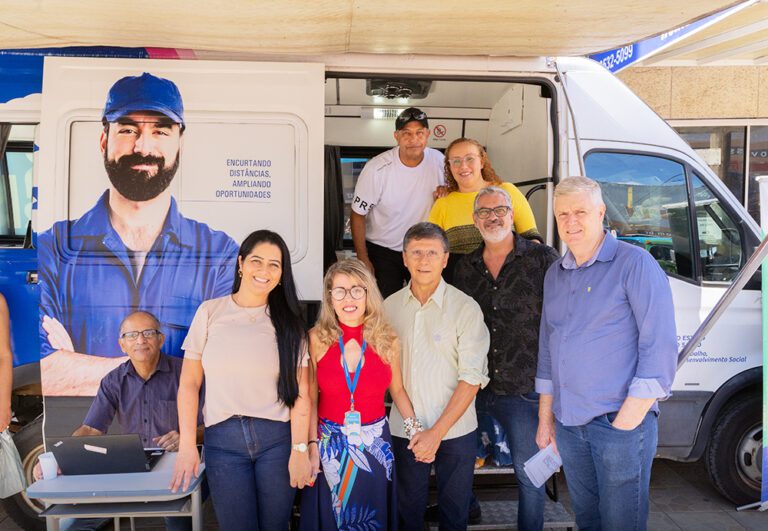 Marataízes: visita do SINE ITINERANTE marca início de atividades da Agência do Trabalhador