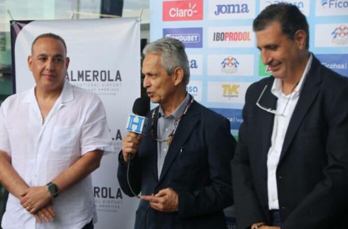 Ex-técnico do Flamengo, Reinaldo Rueda assume comando da seleção de Honduras