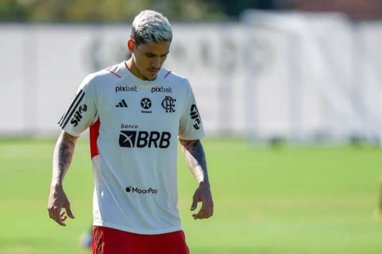 Pedro não aparece no treino do Flamengo desta segunda-feira após confusão com preparador físico