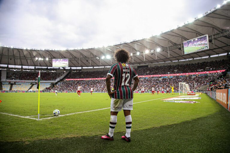 Diniz exalta ter Marcelo à disposição no Fluminense: “Uma honra”
