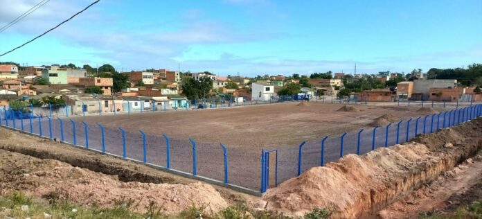 INVESTIMENTOS EM NOVA PRAÇA E CAMPO DE FUTEBOL COM RECURSOS PRÓPRIOS SOMAM MAIS DE R$ 1,6 MILHÃO