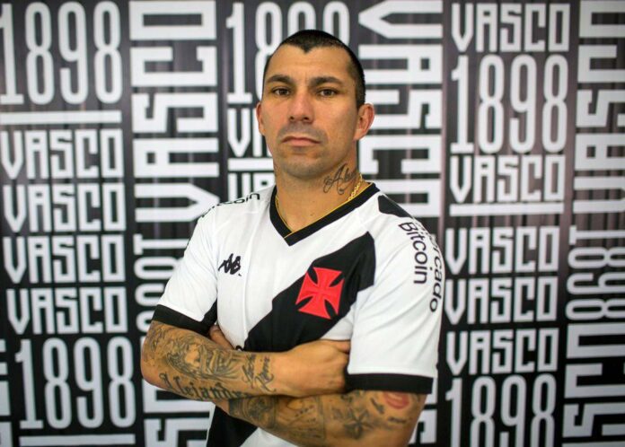 Medel comenta primeiro treino do técnico Ramón Díaz no Vasco: “Intenso”
