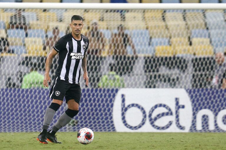 Philipe Sampaio, do Botafogo, se defende após fala polêmica viralizar