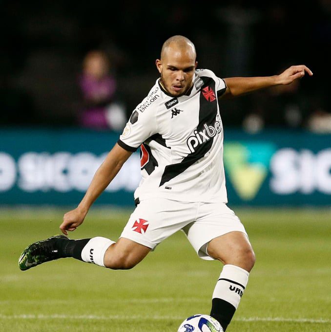 Vasco anuncia empréstimo de Rodrigo para o Londrina até o fim de 2023