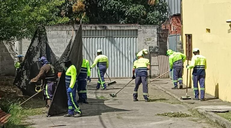 
                    ​Sábado de mutirão de limpeza em Jardim Guaranhuns e Vila Guaranhuns                
