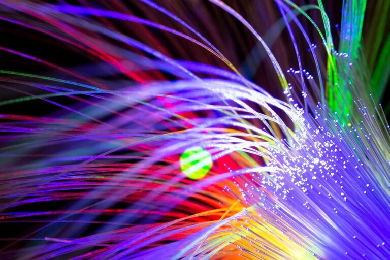 Rede de fibra óptica do Governo Estado chega a 33 municípios