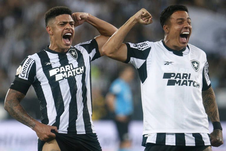Atacante do Botafogo, Luís Henrique revela promessas a Tiquinho e Perri