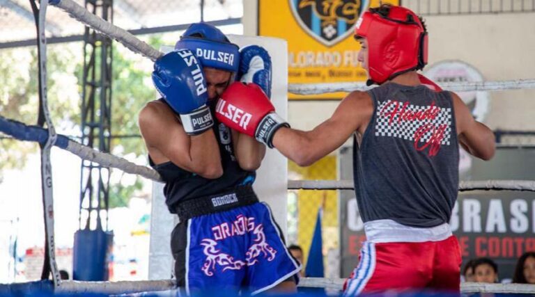 
                    Beach soccer, futevôlei, boxe e kickboxing marcam fim de semana em Vila Velha                
