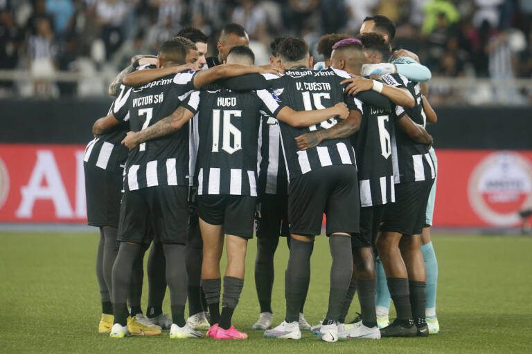 Com vitória pela Sul-Americana, Botafogo completa dois meses sem perder