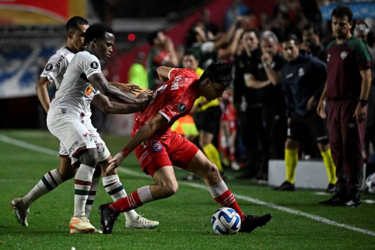 Fluminense x Argentinos Juniors: veja onde assistir e prováveis escalações do jogo das oitavas da Libertadores