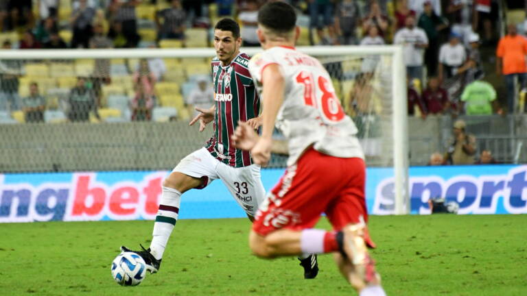 Nino minimiza dificuldades do Fluminense após classificação na Libertadores