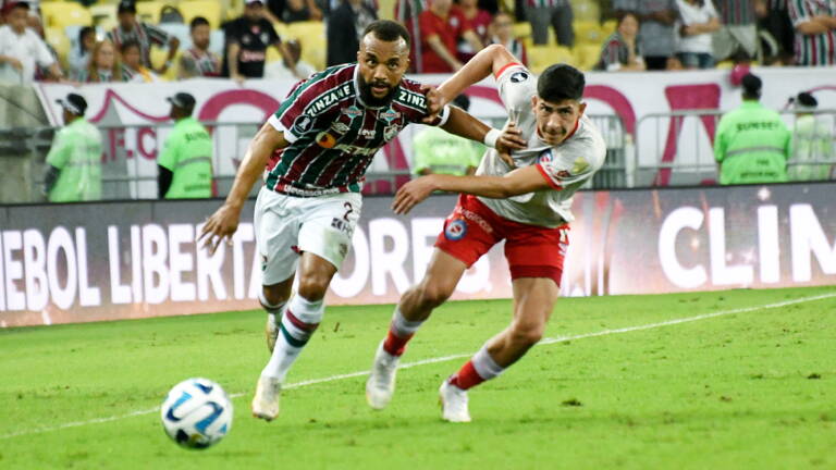 Samuel Xavier exalta classificação do Fluminense e prevê clássico na Libertadores