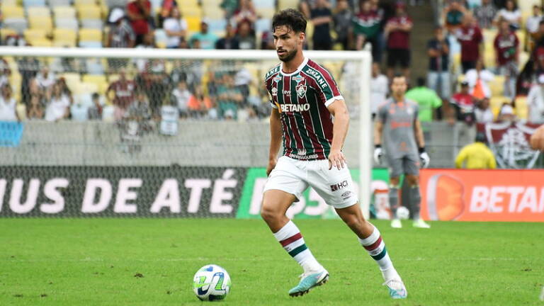Volante do Fluminense, Martinelli completa 150 jogos pela equipe e comemora: “Muito orgulho”