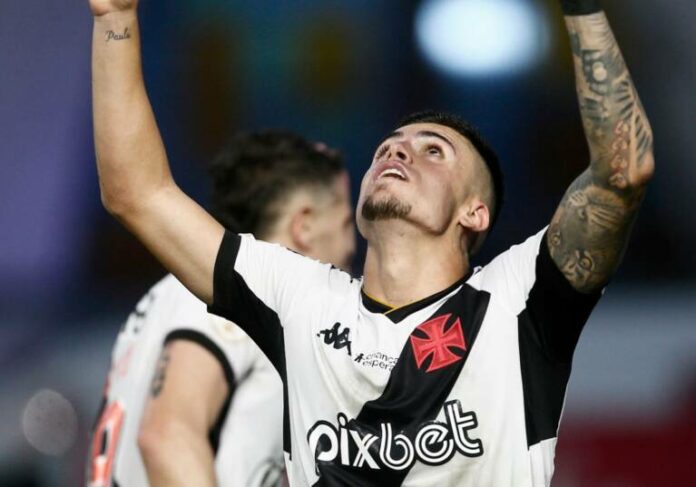 Gabriel Pec ressalta importância de vitória do Vasco no Brasileirão