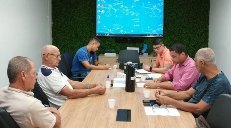 
                    ​Concluído projeto de píer flutuante que atenderá pescadores da Prainha                 
