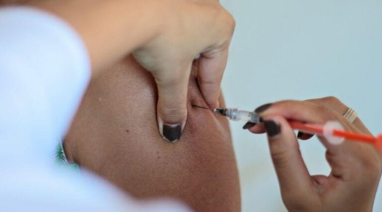 
                    ​Saiba onde se vacinar com e sem agendamento em Vila Velha                
