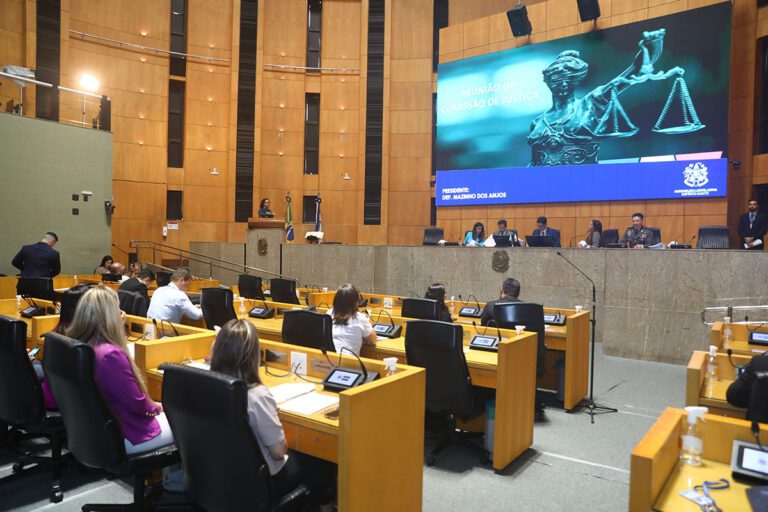 Justiça barra restrições a exames de vista