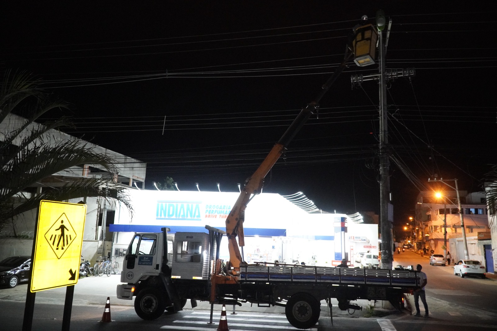 PREFEITURA DE SÃO MATEUS CONSEGUE LIBERAÇÃO DA ECO 101 E FAZ MANUTENÇÃO DA ILUMINAÇÃO PÚBLICA DO TRECHO URBANO DA BR