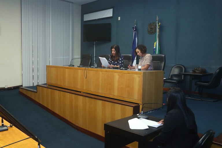 PcD: comissão aprova PL sobre emprego para acompanhante