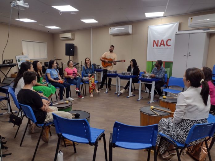 Práticas Musicais é tema da formação dos professores de arte da rede municipal