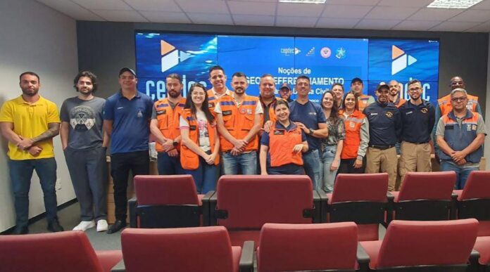 
                    ​Agentes da Defesa Civil participam de curso de georreferenciamento                
