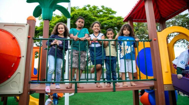 
                    ​Jockey de Itaparica ganha praça com espaços de convivência para toda família                
