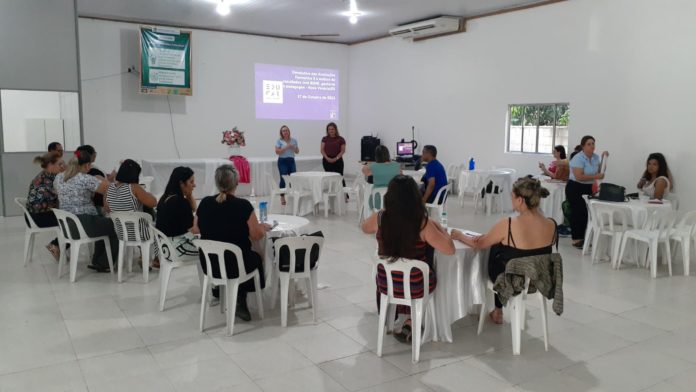 Nova Venécia recebe visita técnica do programa de alfabetização do Ceará