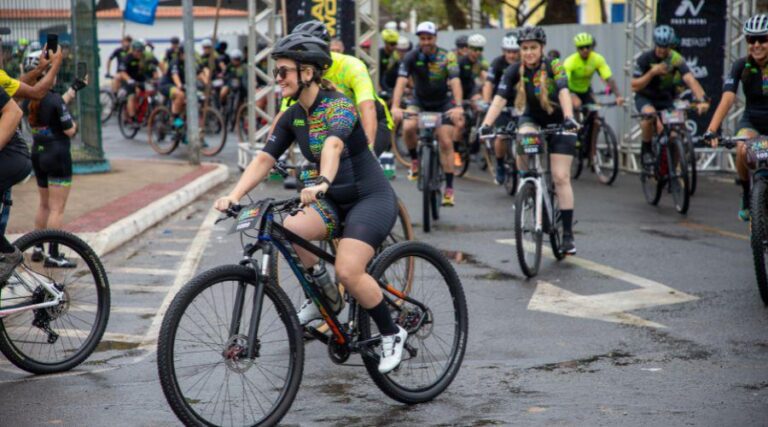
                    Passeios ciclísticos movimentam fim de semana em Vila Velha                
