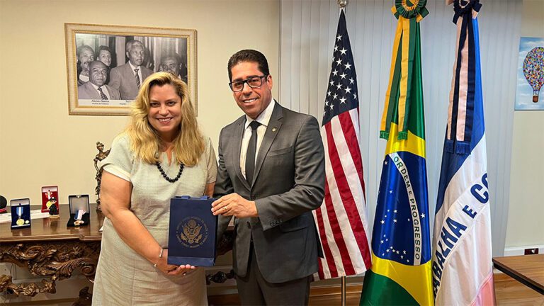 Representantes do Consulado Americano fortalecem laços com o Espírito Santo