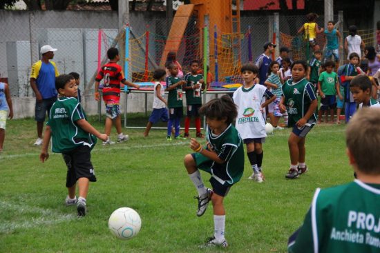 Anchieta: novos polos esportivos são criados para atender moradores do interior