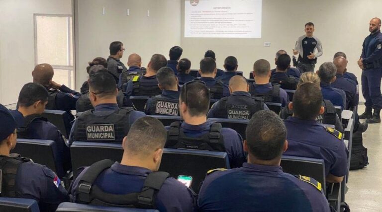 
                    ​Guardas Municipais participam de treinamento contra agressor ativo                
