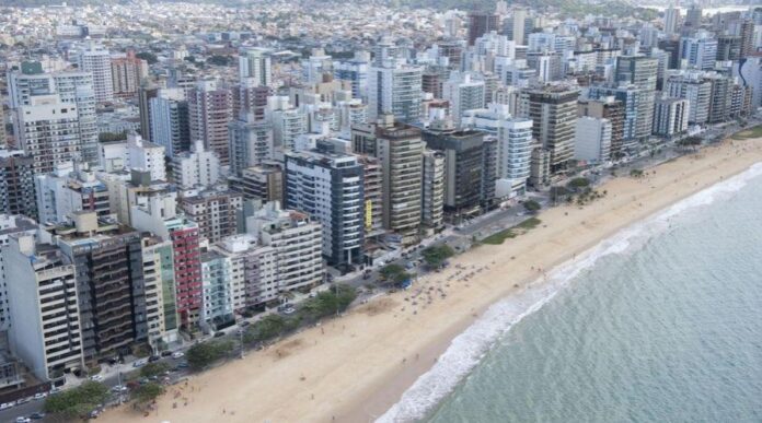 
                    ​Vila Velha continua sendo referência em crescimento imobiliário no Estado                
