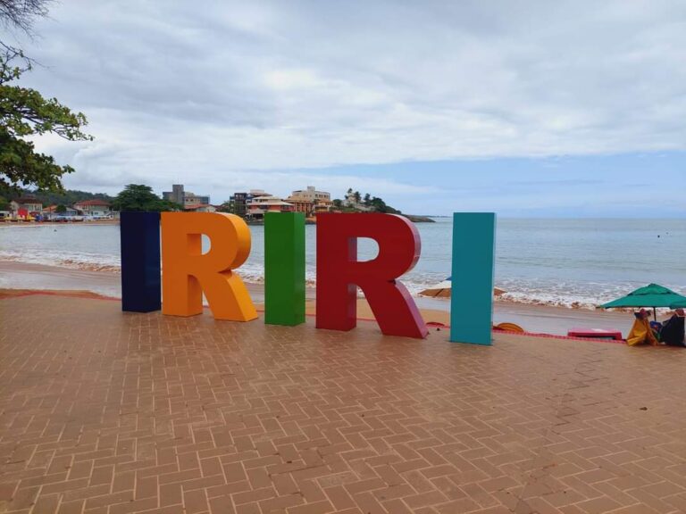 Famoso site intitula Iriri como o ‘Caribe’ capixaba