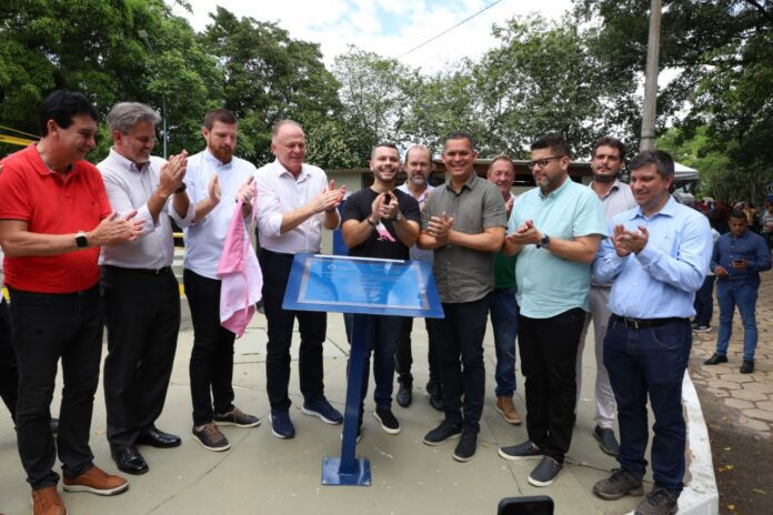 Governo do Estado inaugura obras de ampliação do Esgotamento Sanitário de Viana