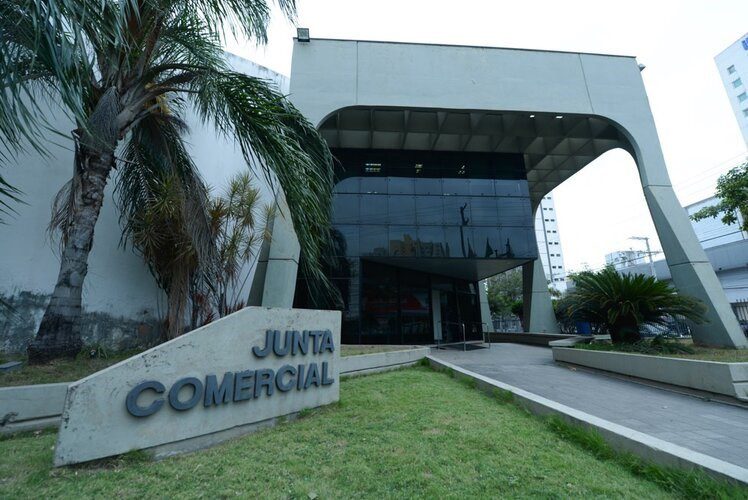 Espírito Santo vai reduzir ainda mais o tempo de abertura de empresas no Estado com novos serviços do Simplifica ES