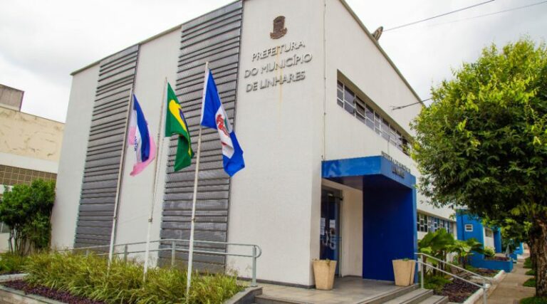 Linhares concederá abono de R$ 1 mil aos servidores públicos   		