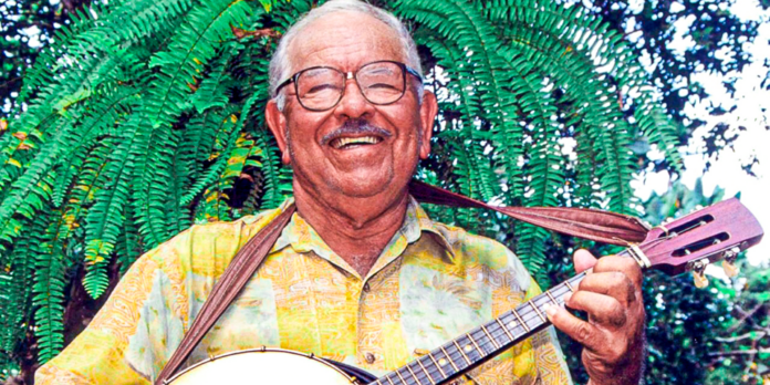Barra do Jucu recebe encontro de chorinho com o musical 'Cordas do Barrão'