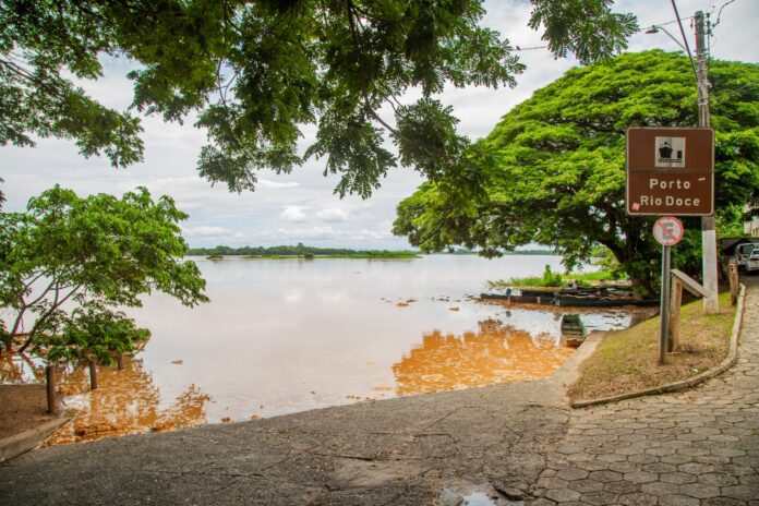 Linhares terá acumulado de chuva de mais de 30mm até quinta-feira (25) e Defesa Civil está em alerta   		