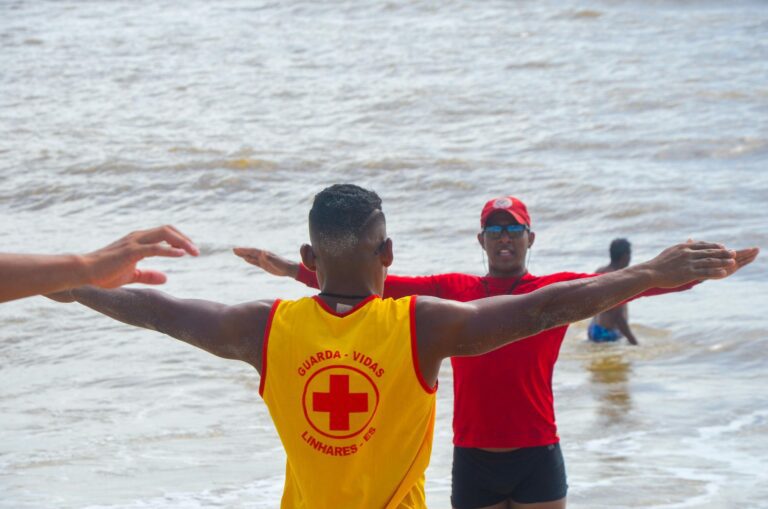 Operação Salvamar registra mais de 1.350 atendimentos nas praias de Linhares   		