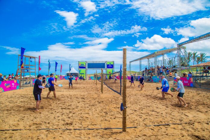 Beach tennis abre com arquibancadas lotadas a arena de esportes do Pontal do Ipiranga   		