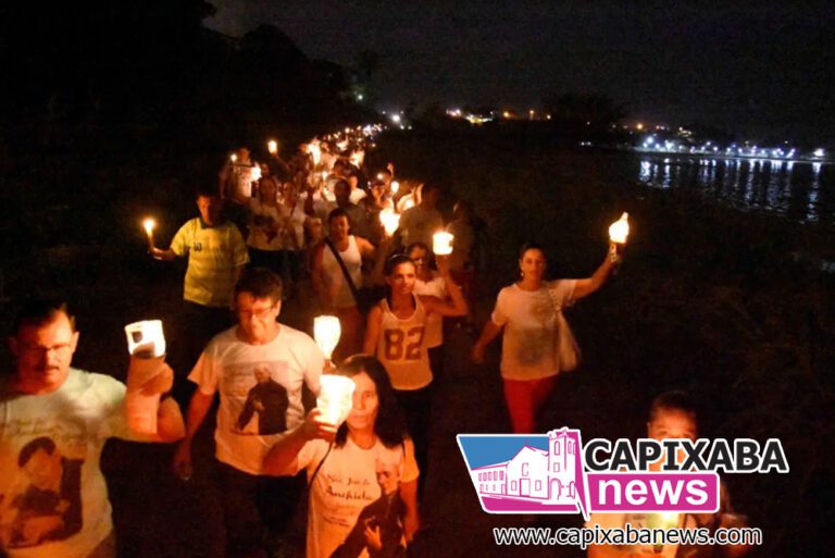 Romaria Luminosa marca o início da Festa Nacional de São José de Anchieta com recorde de participantes