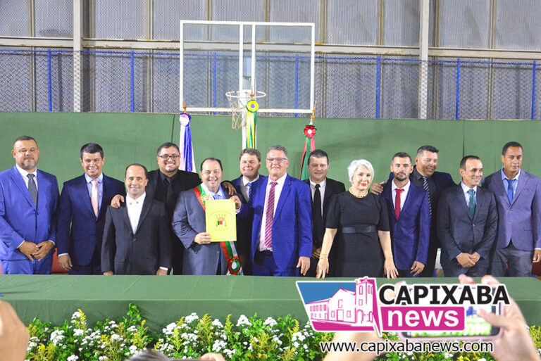 Câmara de Anchieta empossa eleitos e define nova Mesa Diretora