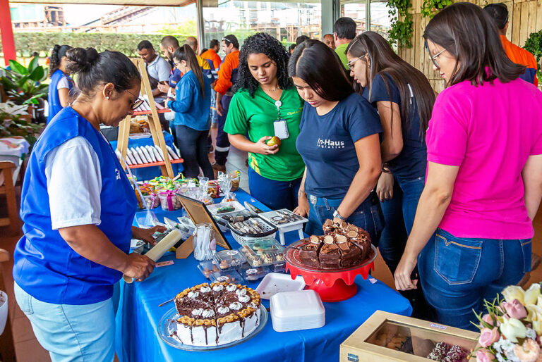 Samarco realizou 18 edições das feiras sustentáveis em apoio aos artesãos do ES e de MG em 2024